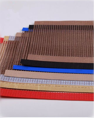 खरीदें कपड़ा मशीन के लिए सादा बुना गर्मी प्रतिरोधी कन्वेयर बेल्ट 4 * 4 मिमी online manufacture