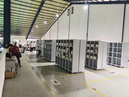 एस एस टेक्सटाइल स्टोरेज लॉजिस्टिक्स गारमेंट हैंगिंग सिस्टम